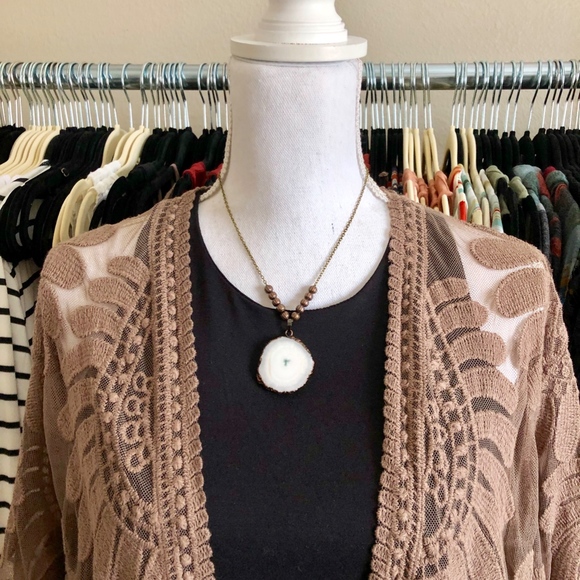 Sunflower Quartz Pendant Necklace - Picture 3 of 3